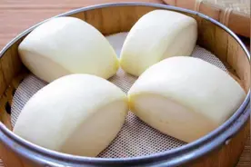 23岁女子每天自己蒸馒头吃，确诊胃癌，知道原因后痛哭：全都怪我图片