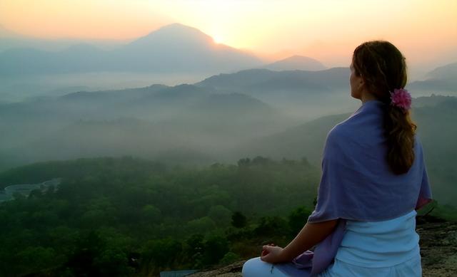AI取代人类劳动后，印度将反超中美：中国人因太勤奋而找不到意义