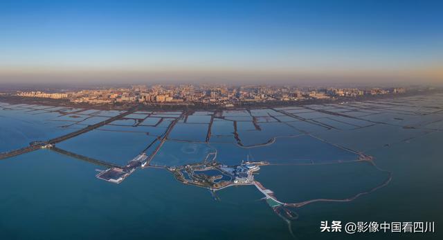 山西运城：盐湖日出美如画