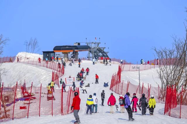 宝藏雪场认证！万峰通化滑雪度假区跻身全国雪场人气榜前十！
