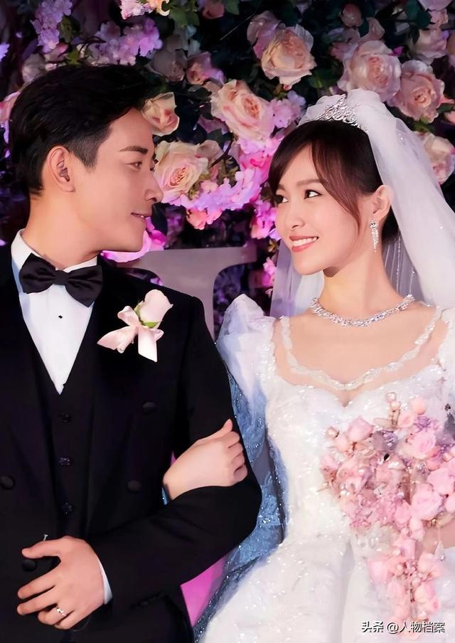 婚变传闻后，罗晋携任素汐与母亲去祈福，撕碎了唐嫣最后一丝体面