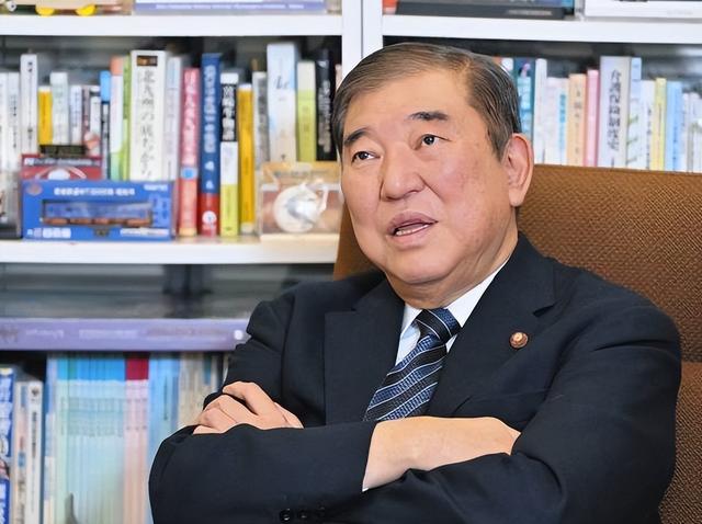 高市早苗求见特朗普未果，石破茂给她支招：打不过中国，就加入