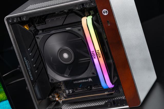 英特尔酷睿Ultra5 230F+铭瑄挑战者H810ITX+乔思伯NV10装机分享！