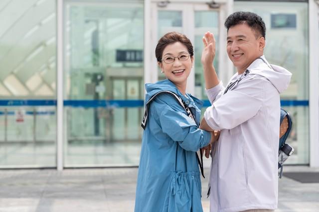 超生阴影下的大乔小乔：《许我耀眼》原著的女性困境