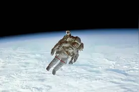 宇航员从太空俯瞰地球，为何会感到无比恐惧？图片