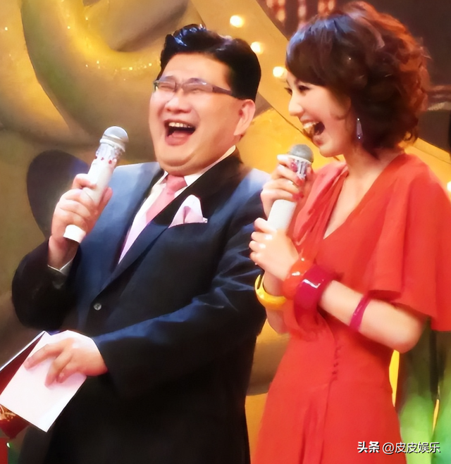 私生活混乱	、被央视开除、陪睡上位？王冠的私生活谣言太离谱