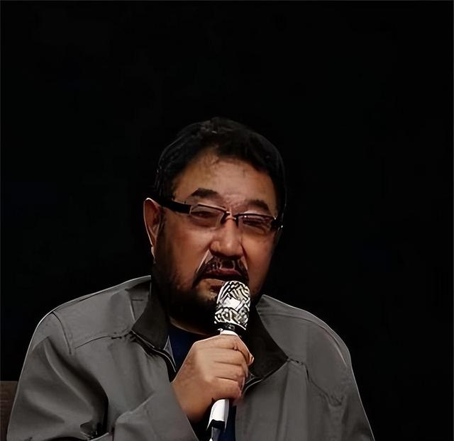 与潘虹和平离婚后，爱上小21岁的王小丫，今78岁的米家山后悔了吗