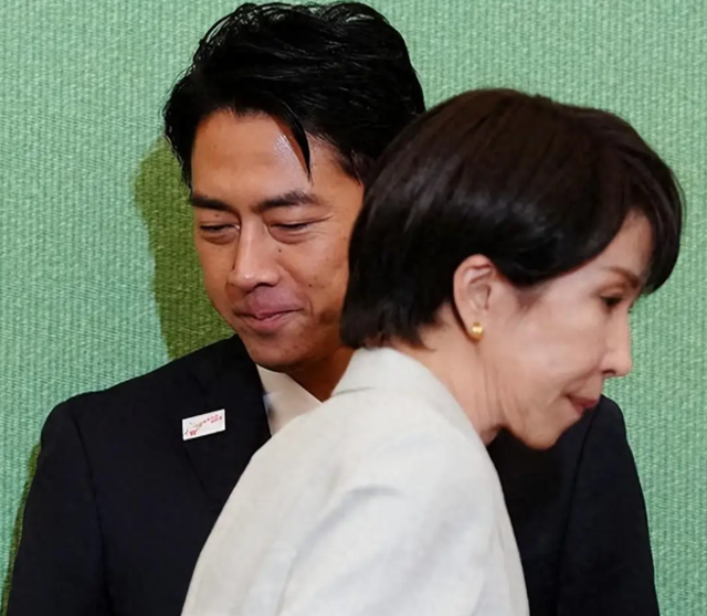 要切割?83岁小泉纯一郎突然露面,评价高市早苗,只有冰冷8个字