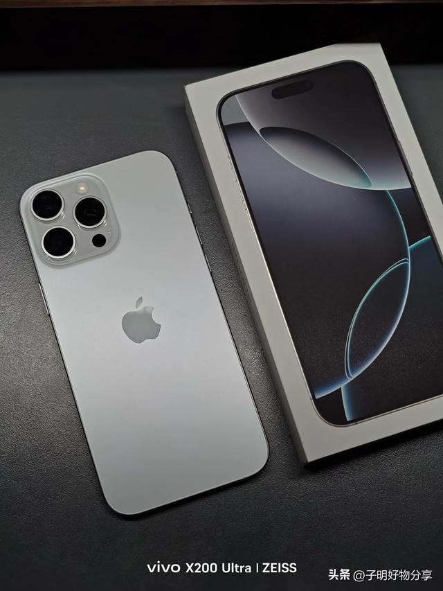 苹果续航王者揭晓！2025年续航最好的5款iPhone，第一名居然是它