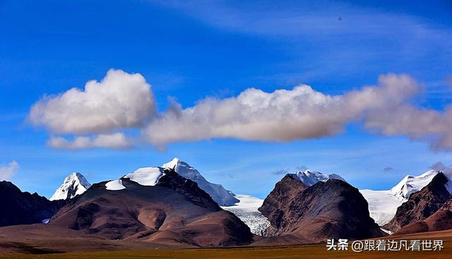《219南南线》的极致风光：触摸云端雪山 踏遍无垠草原