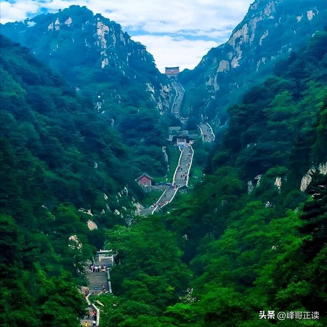 四座“专治各种不服”的山：泰山累腿，华山玩命，最狠的竟是它？