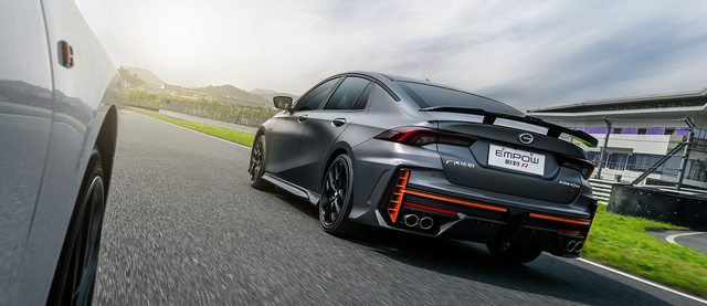 新手必看！居家瑜伽这五动作	，开启健康生活