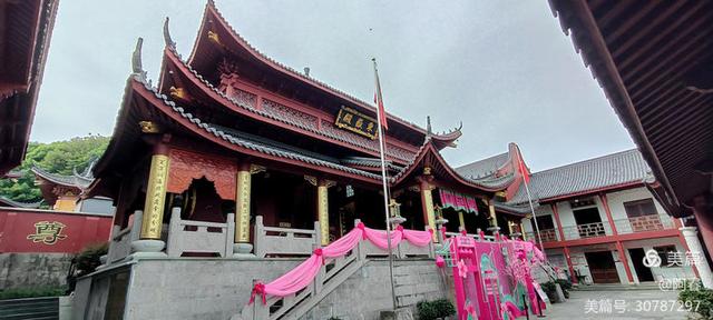 看杭州 凤凰山 东岳庙
