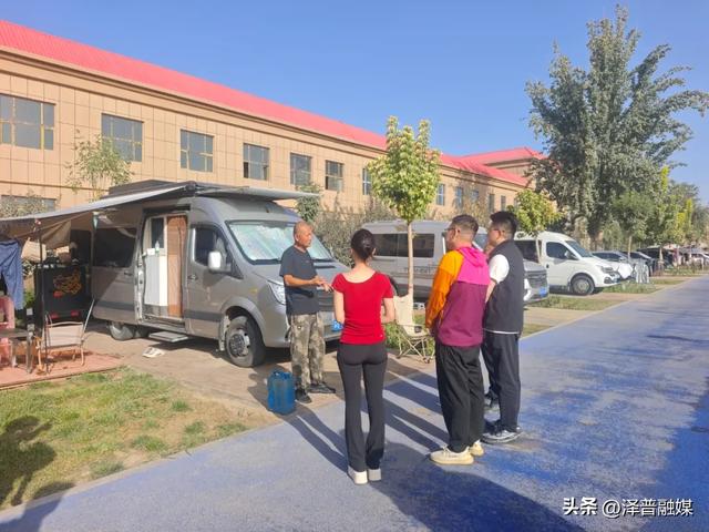 东方卫视《潮童天下》直播赋能泽普，开启文旅融合新画卷