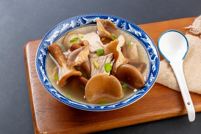 新一轮甲流高发，钟南山建议：少吃鸡肉	，多吃3样增强免疫