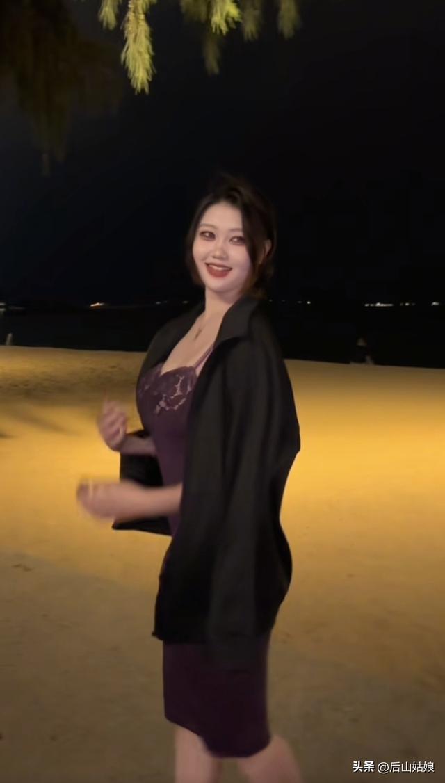 中华小姐香港冠军连子欣，评论区一片叫好，胜在纯天然，来自河北