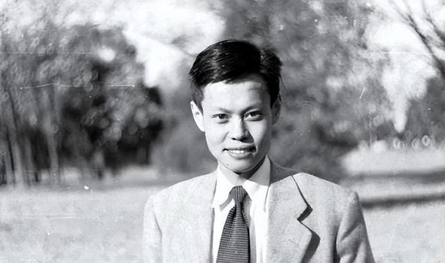 翁帆也没想到，丈夫杨振宁去世后，竟因生前一个举动再次口碑暴涨