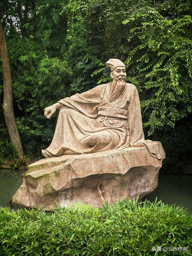 如果说它是四川的“母亲河”，就是因为它成就了“天府之国”？