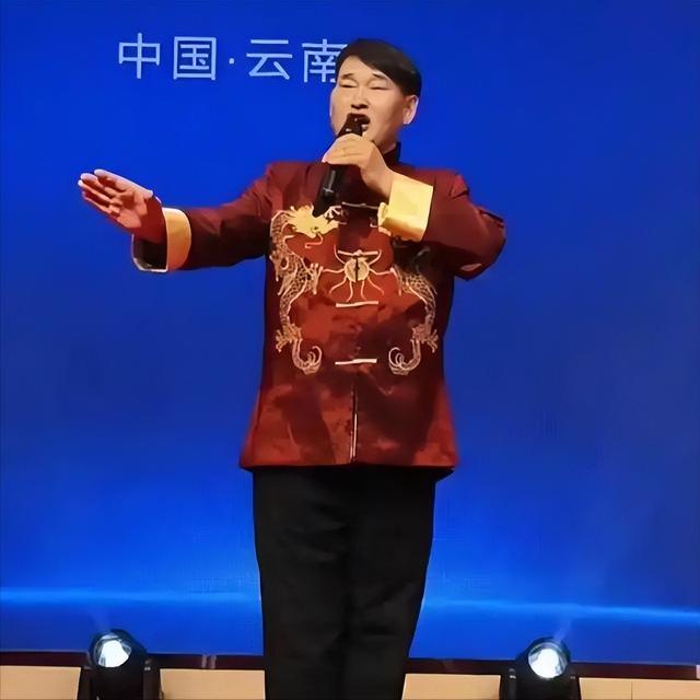 朱小伟做梦也没有想到，离婚四年后，前妻陈亚男没能活成真实自己