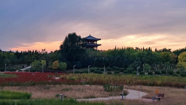 包头公园行（阿尔丁植物园、赛罕塔拉城中草原、奥林匹克公园）