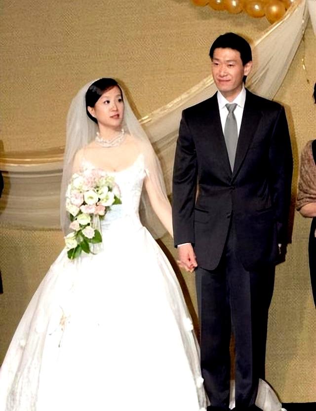 父亲是前外交部部长，妻子是阎维文女儿，他却拒绝父辈光环靠自己