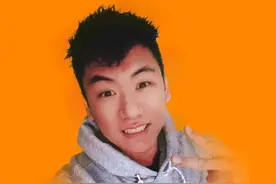 700万粉丝身高两米的大男孩，温暖的他成功不是偶然，是必然。图片