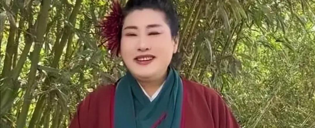 5A景区遇冷， 明星扎堆乐园当NPC，游客狂买单，背后暗藏流量密码