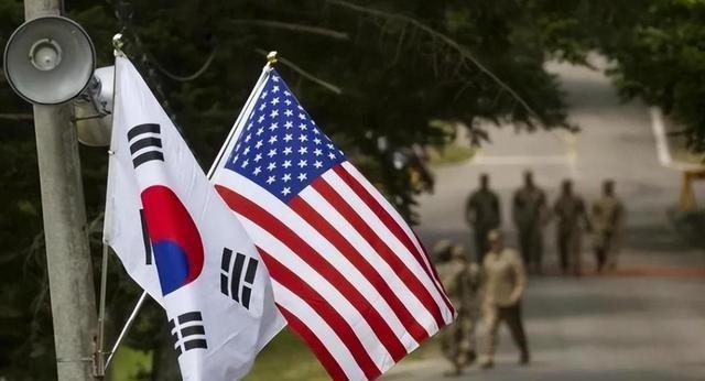 李在明拒绝出席中国阅兵，王毅挂断电话，送了韩国一句话