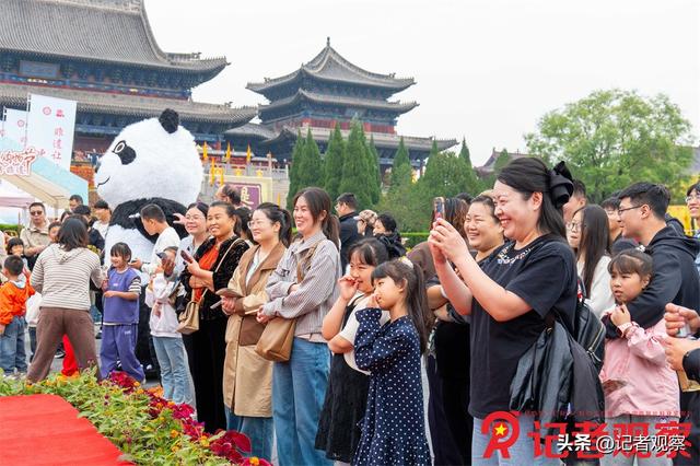 洪洞大槐树“非遗购物节”：非遗技艺与舌尖美味共绘假期团圆图景