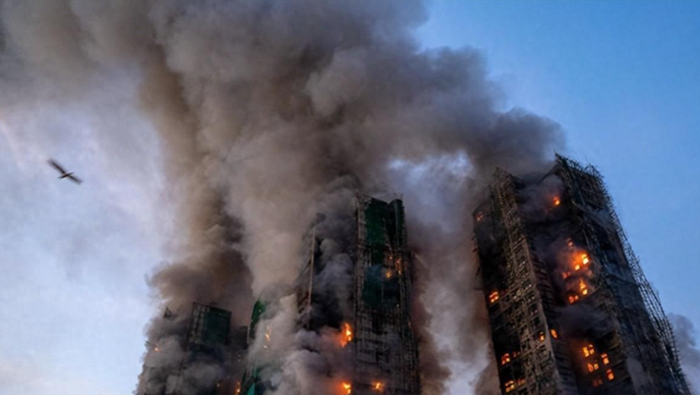 被造谣1个月后，参与香港火灾救援的李连杰	，实现了“口碑暴涨”