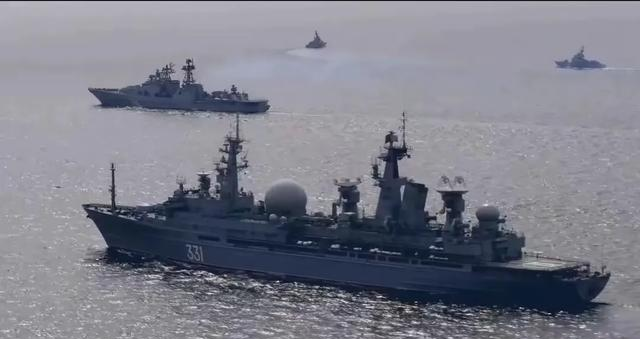 300万大军仅42天就投降，女性成为牺牲品，给敌军生了20万私生子