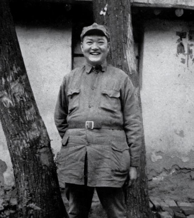 他一生从未打过败仗，是公认的军事家，三大战术让日军吃尽苦头