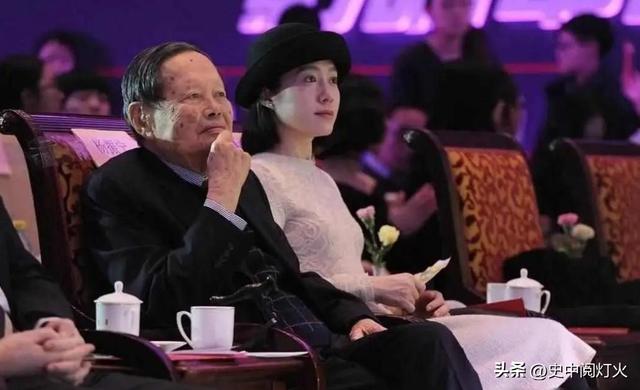 杨振宁妻子翁帆自白：为了丈夫的身体，我16年来都是早睡早起