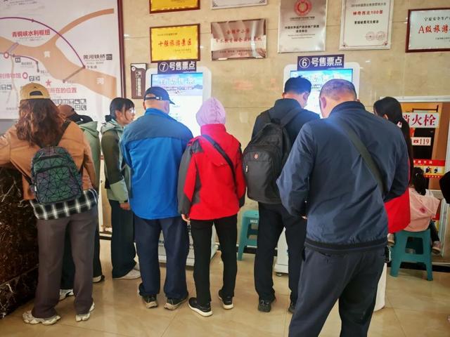 国庆第三天,青铜峡黄河大峡谷接待有序，安全保障与优质服务获赞