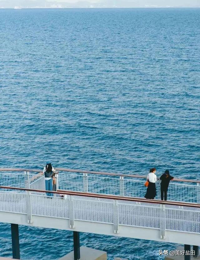 一座城，45年的海阔天空