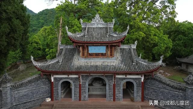 成都气温冲40°C！这3个小众耍水的好地方，比空调房安逸