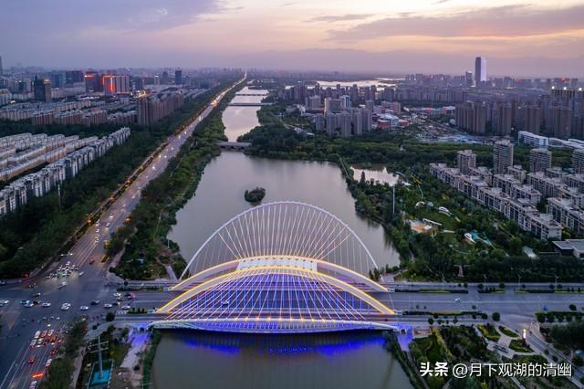 刚从宁夏银川回来，毫不客气地说，银川就是全国郊区城建天花板！