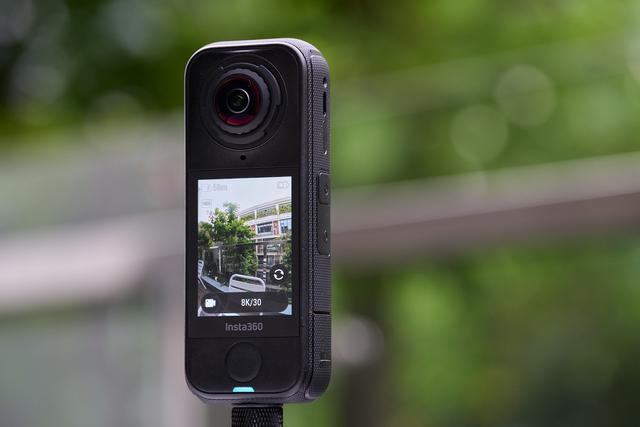 影石Insta360 X4 Air首发评测：2399元起，掀全景相机大众化元年？