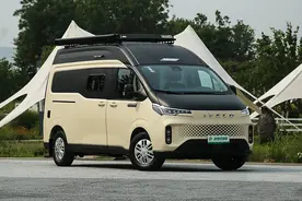 精致内秀，亚特房车出了一款基于依维柯聚星的VANLIFE房车图片