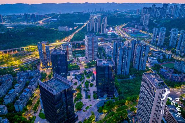 我想大渡口的夜景了