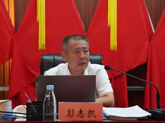 昆明阳宗海风景名胜区、云南七甸产业园区党工委理论学习中心组举行集中学习 不断开创阳宗海旅游发展新局面