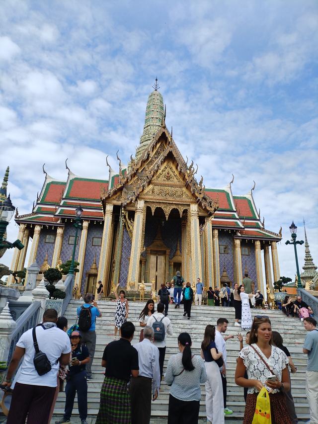 曼谷大皇宫：被鎏金与佛韵裹住的午后