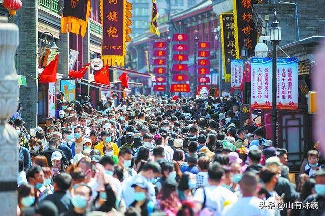北京大阅兵后，第一个找中国合作的西方大国来了，美欧都没有想到