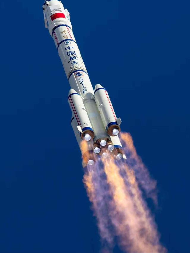 神舟二十号乘组“换乘”二十一号回家，“负伤”的原飞船怎么办？