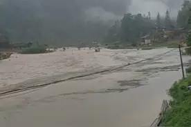 揪心 | 洪峰将再次过境！榕江告急！警报拉响！全员撤离……图片