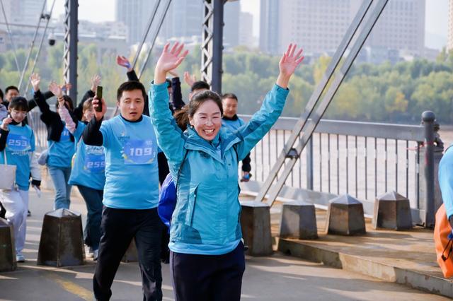 邻里同行，快乐徒步！广武门街道掀起全民健身热潮