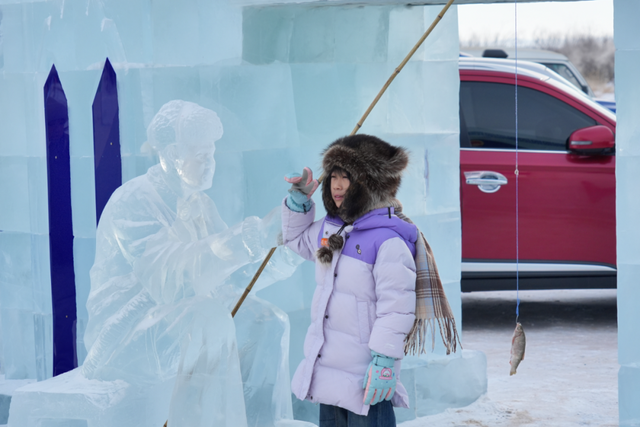 内蒙古冰雪英雄会额尔古纳冰雪欢乐季第三届中俄界河冰钓活动，冰雪盛宴启幕图集