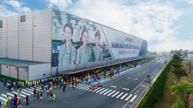 全球第二大智能手机出口国：上半年创汇超过2300亿元，不是印度