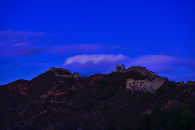 夜幕下的金山岭长城！