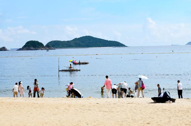 香港浅水湾：跟着“本地向导”打卡“东方夏威夷”